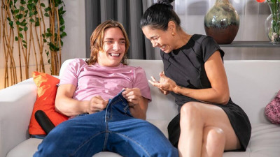 Mommy blows best - brunette movie