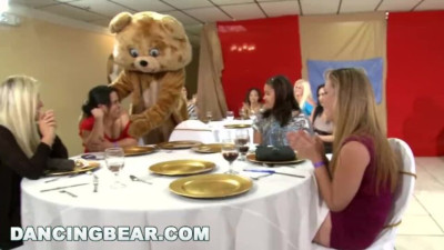 Dancing Bear featuring sweetheart's blowjob xxx