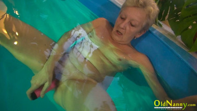 Jitka's saggy clip