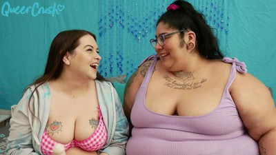 Funny Sydney Screams and Crystal Blue - brunette smut - QueerCrush