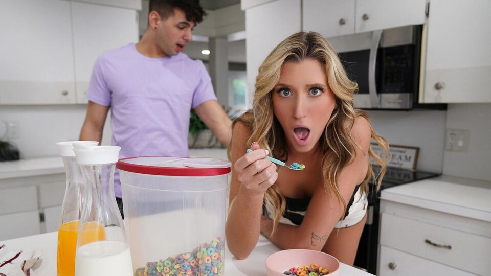 Reptyle Selects featuring Charley Hart and Gia OhMy's no sex porn Free Porn Videos | BestPornHubs.