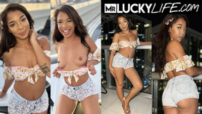 Malina and Malina's lingerie video