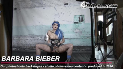 Barbara's cosplay scene