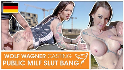 Pretty Julia's public smut