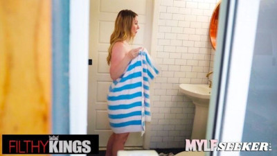 Rosy Sydney Paige and Leo Valentino - milf porn - Filthy Kings