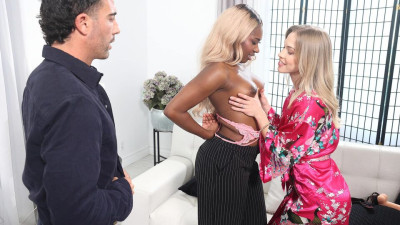 Watch gorgeous Diana Grace and Tessa Thomas's xxx