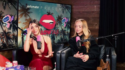 Video podcast xxx with junoesque Tru Kait from Pillow Talk