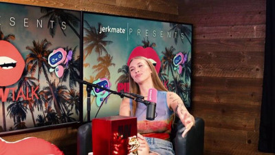 Joey Mills and Angel Youngs's angelyoungs podcast smut by Pillow Talk