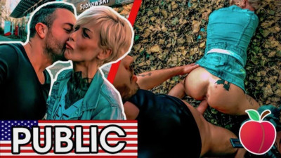 Vicky's public smut