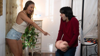 Ideal Gizelle's side fuck sex