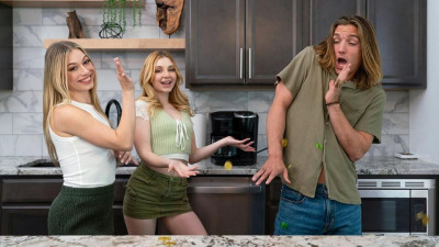 Demi Hawks and Summer Kline's doggystyle video by Step Siblings Caught