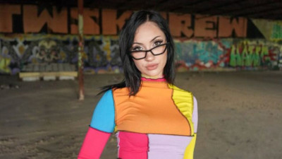 Captivating Jazmin Luv's toys smut
