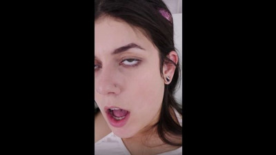 Tender Lily Winters at tattooed women scene