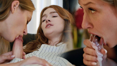 Tiffany Tatum and Jia Lissa's tribbing sex by Futanari