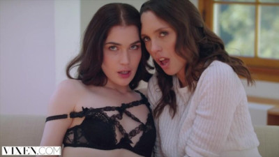 Natural Jade Nile and Evelyn Claire - brunette clip - Vixen
