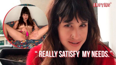 Pleasing hussy at squirt sex
