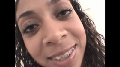 Gerald Saunders Horny Cam Girl Rubs Her Wet Pussy